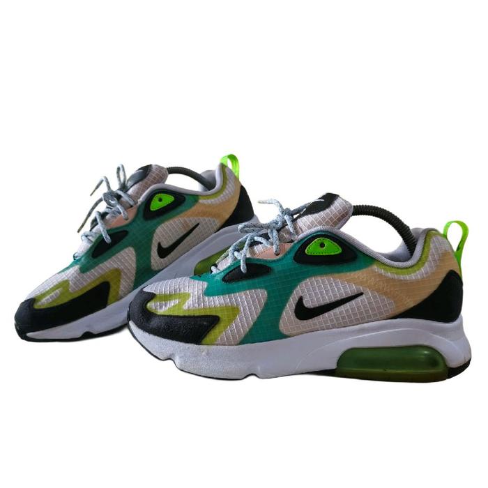 SEPATU SECOND_NIKE AIR MAX 200 WHITE ELECTRIC GREEN - 42
