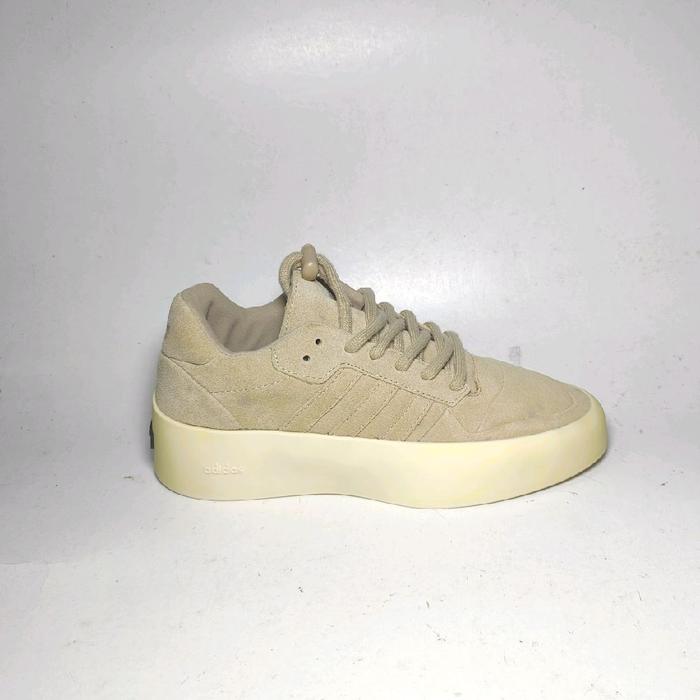 Fear of God x Adidas 42, FOG, sepatu Italy sepatu kulit Ferragamo common projects