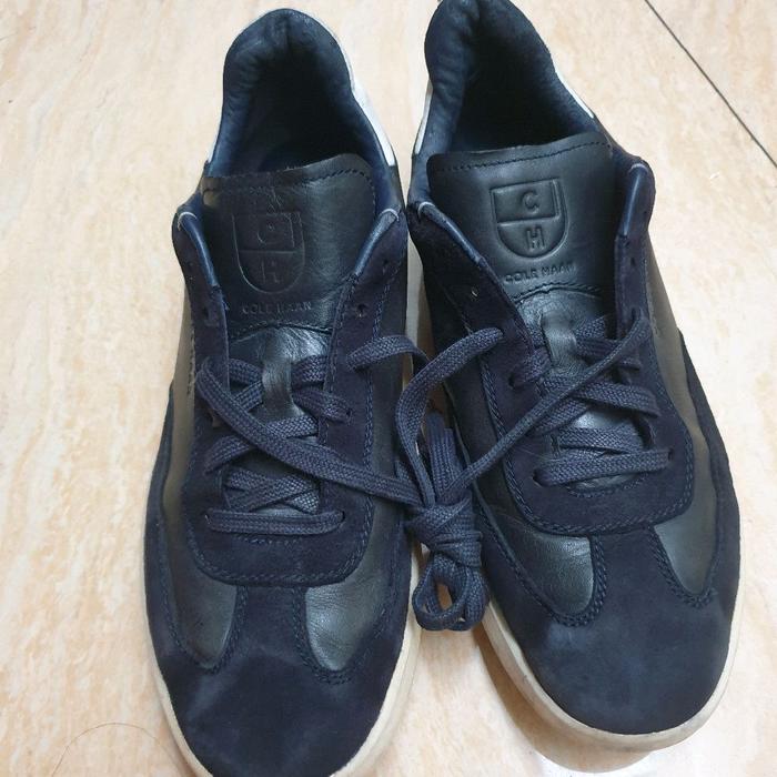 Sepatu Cole Haan Unisex Kasual