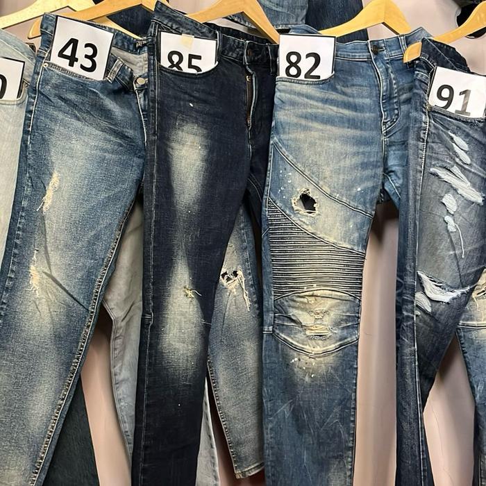 jeans cowo rifet.