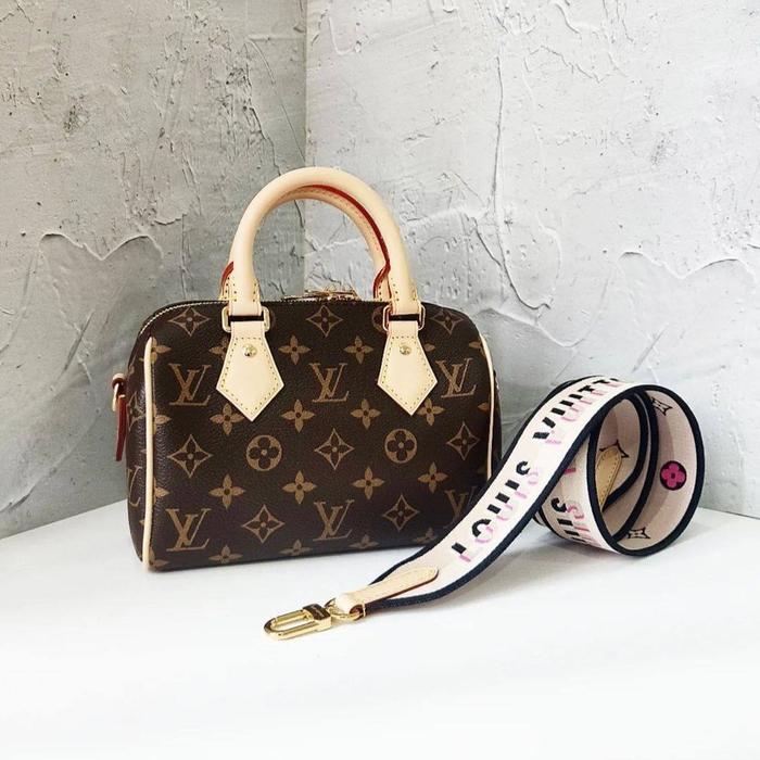 READY BNIB LV SPEEDY 20 MONOGRAM BEIGE STRAP ( ADJUSTABLE STRAP)