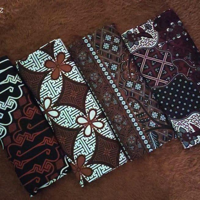 sarung sholat pria/Sarung jarik/Sarung wanita melahirkan/Sarung motif batik tulis/Sarung murah