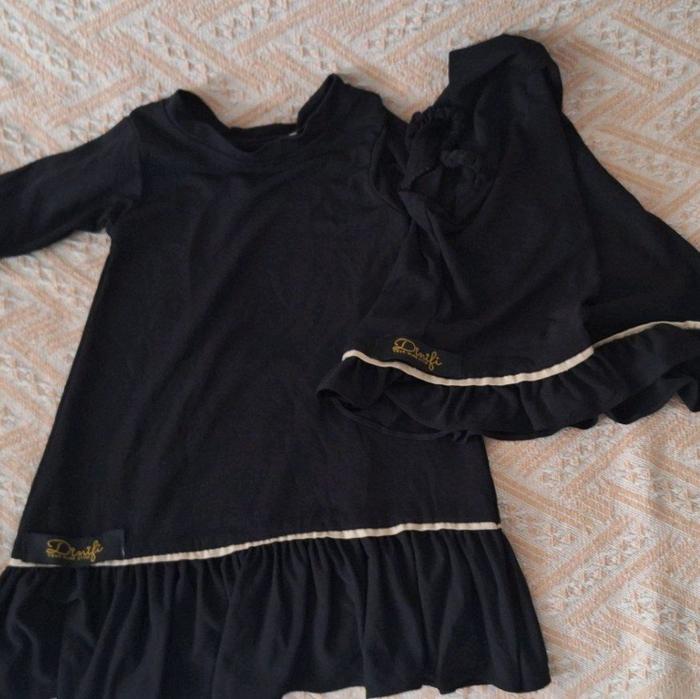 PRELOVED Set Gamis Anak + Jilbab warna Hitam cukup sampai usia 1.5 tahunan
