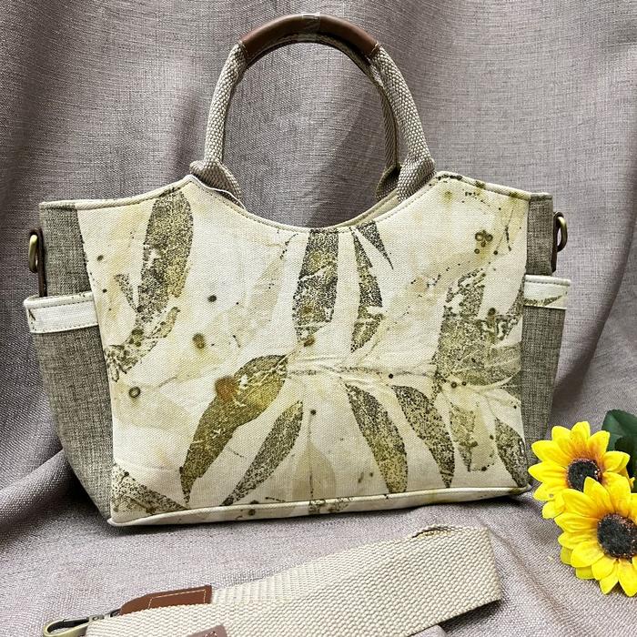 Tas Wanita Ecoprint Lovely handmade Berbahan Canvas ada Tali Panangnya tas kerja tas hangout