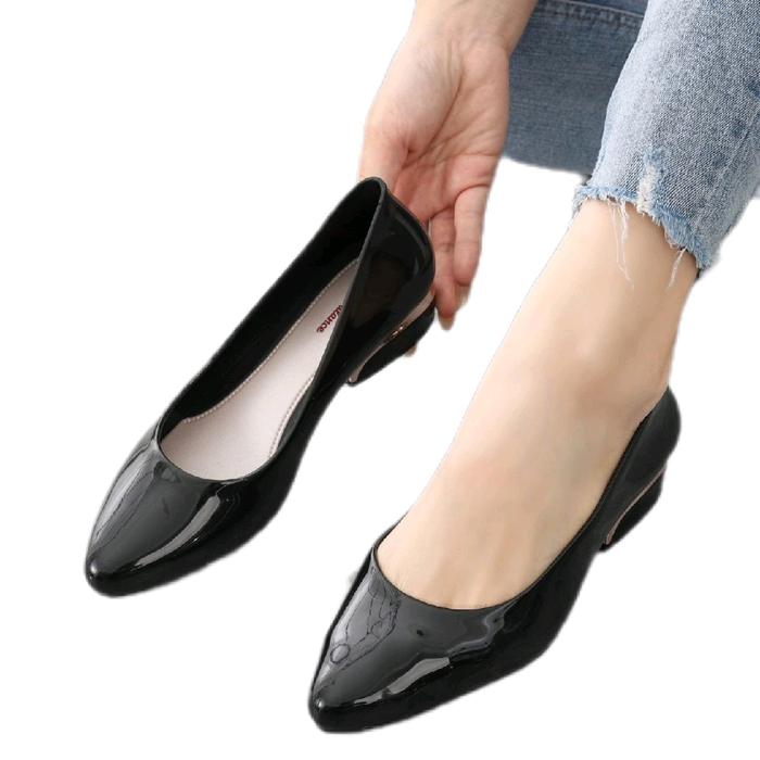 Sepatu cewek Hitam glosy L646-1B