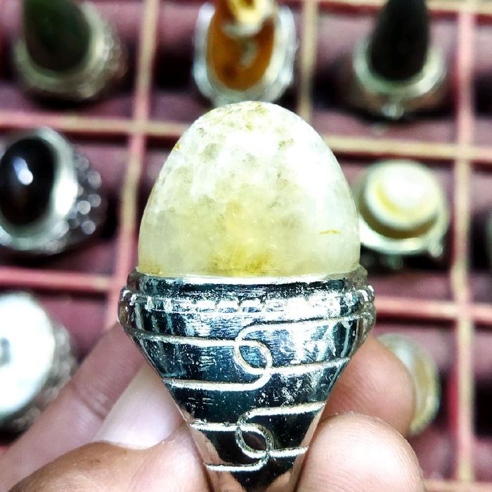 Batu Cincin combong kecubung es natural