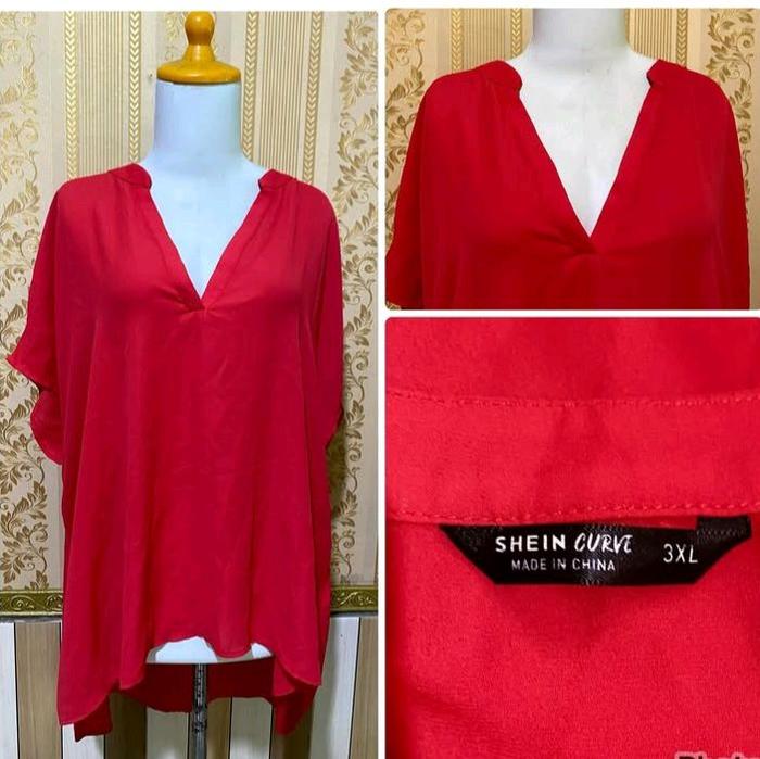 baju casual wanita yang cantik dan seksi bisa di pakai kemanspun dan kegiatan apapun