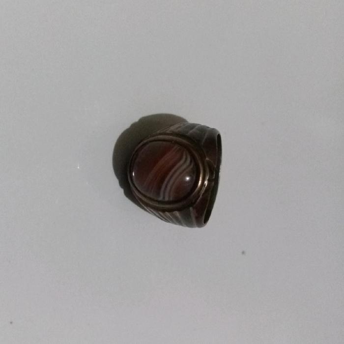 Batu Akik isi Khodam Bangkong