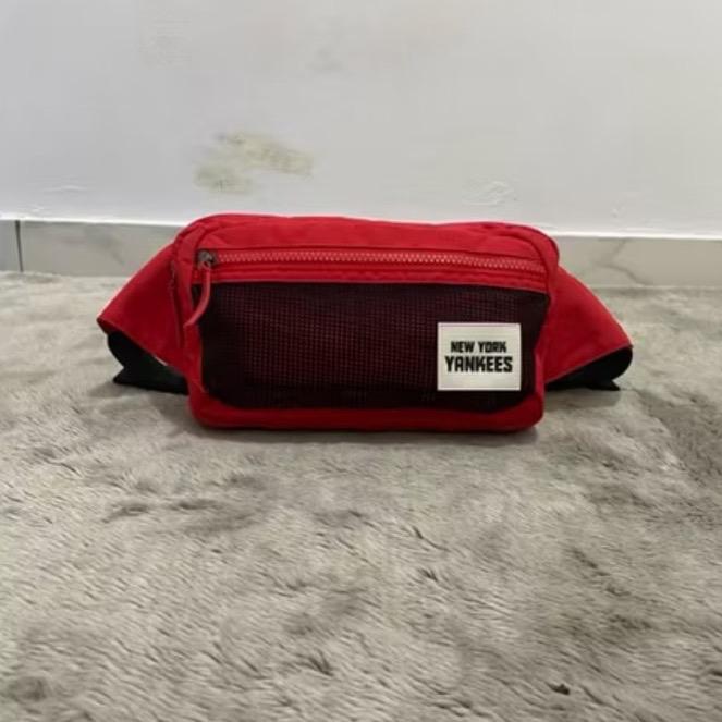 Waist bag unisex merah nilon dr mlb original like new