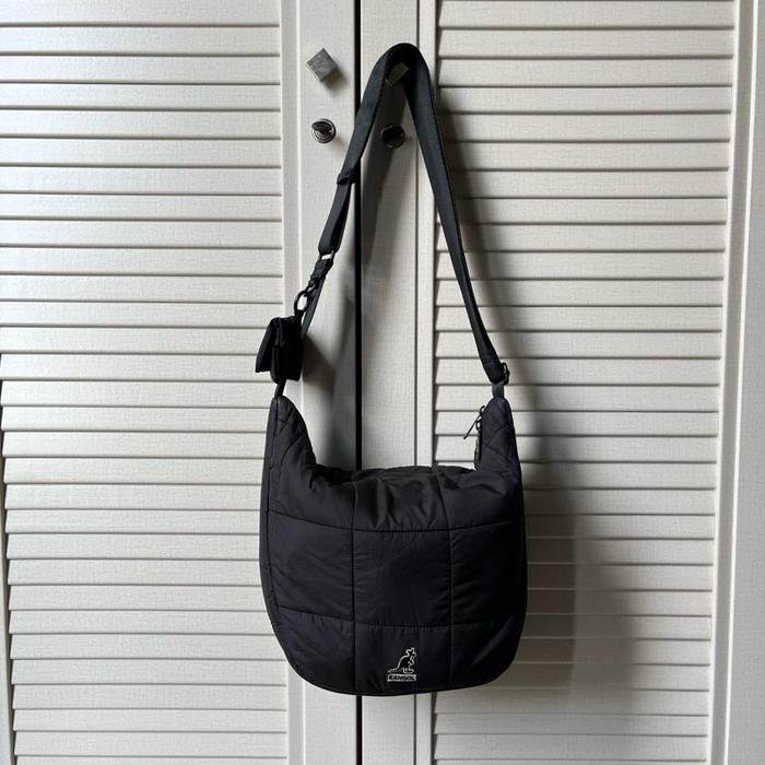 slingbag tas selempang second KANGOL hitam  untuk sekolah kerja olahraga atau travelling