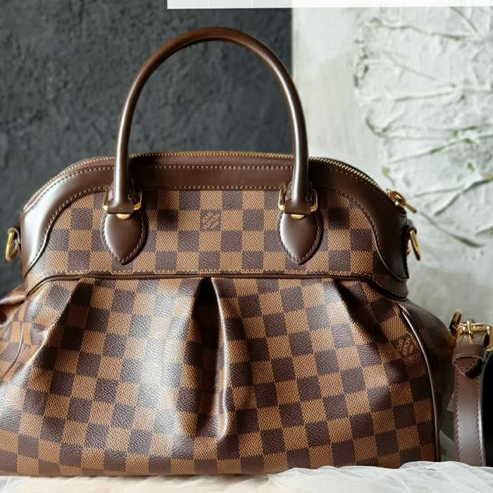 PRELOVED LOUIS VUITTON TREVI DAMIER PM