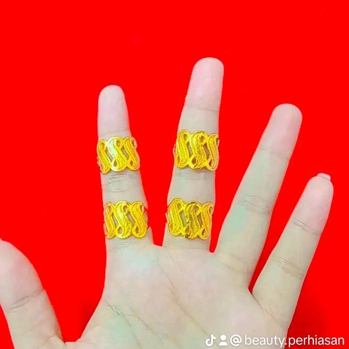 cincin huruf sss, lapis emas 24k, balut kristal premium
