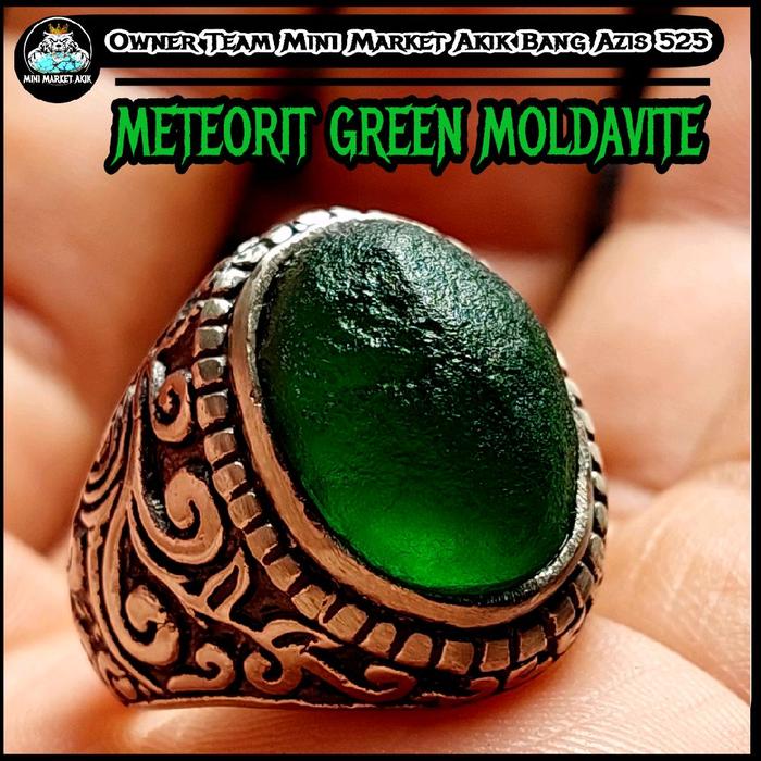 Cincin batu meteor hijau moldavite / satam iron meteorit green textite Ring Liontin