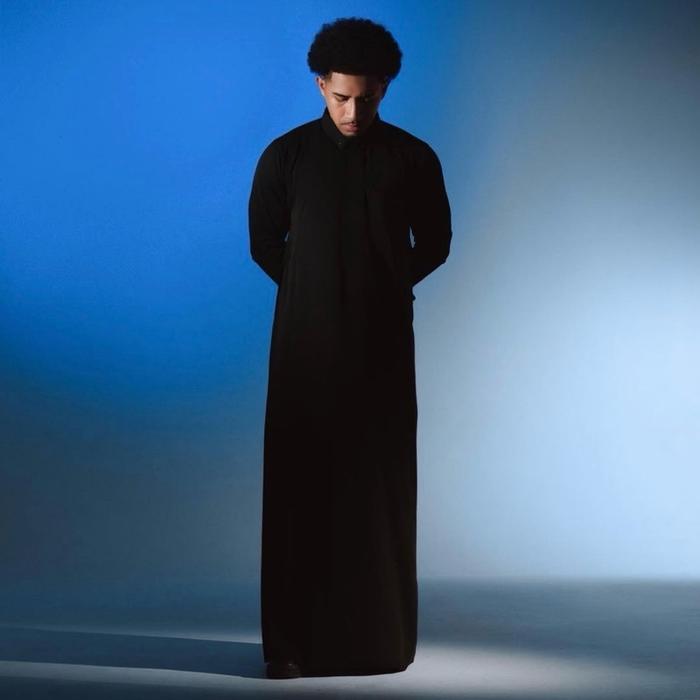 LIMAAWAKTU THOBE AZKAL BLACK