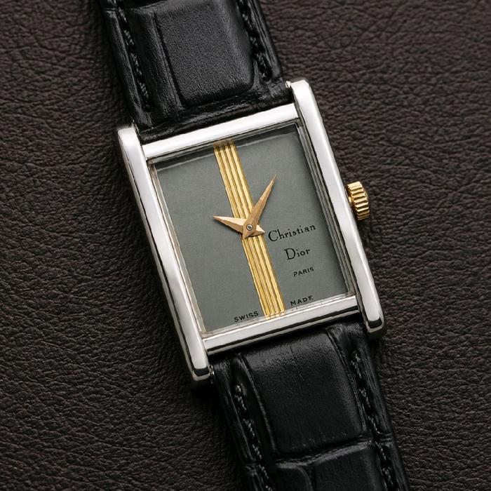 Christian Dior Jam Tangan Pria Model Paris dengan Tali Kulit Hitam dan Desain Elegan