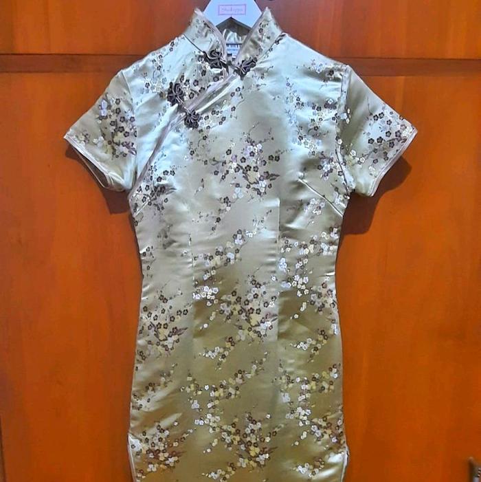 Preloved Dress Cheongsam Imlek