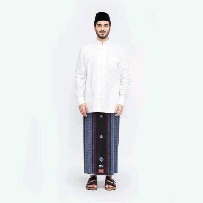 Sarung BHS Excellent Gold Motif E52 SGA Hitam Biru