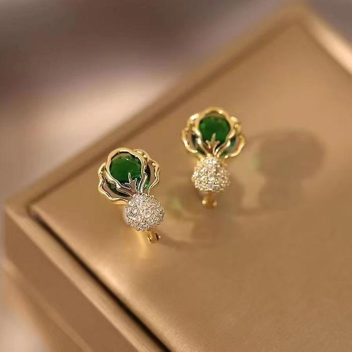 Anting-anting wanita ceruk desain rasa desain anting-anting senior temperamen gesper telinga serbagu