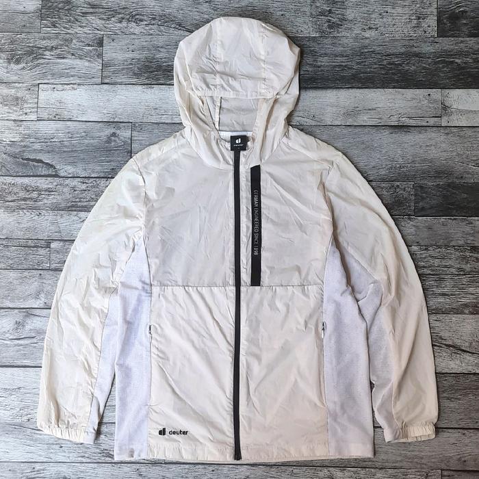 Deuter Outdoor Jacket Running Lightweight Water Repellent  Size L jaket lari trail run sepeda olahra