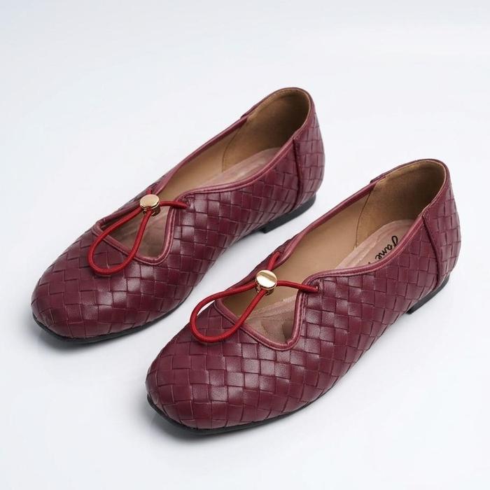 BETTINA Sepatu Flat Shoes Wanita Elegan Anyaman Kerja Kantor Formal Casual Tali Size 36-41 Hitam Per
