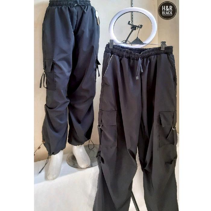 Foursym - Baggy Pants Cargo Parasut Harajuku Streetwear Unisex Premium | Celana Kargo Panjang Hitam 