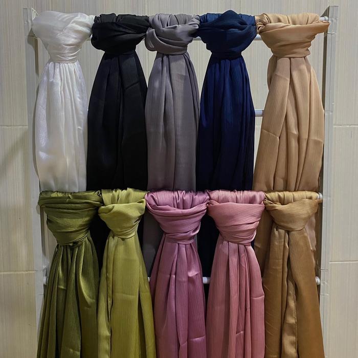pasmina silk crinkle shiny lembut 175x75 sifon cradenza