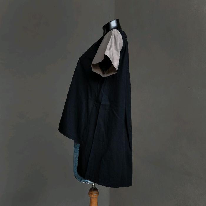MAJOR MINOR ASYMMETRIC BLOUSE