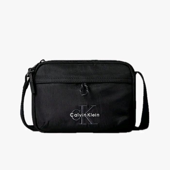 Calvin Klein - Bold Logo Nylon Camera Bag Original Tas Selempang Pria