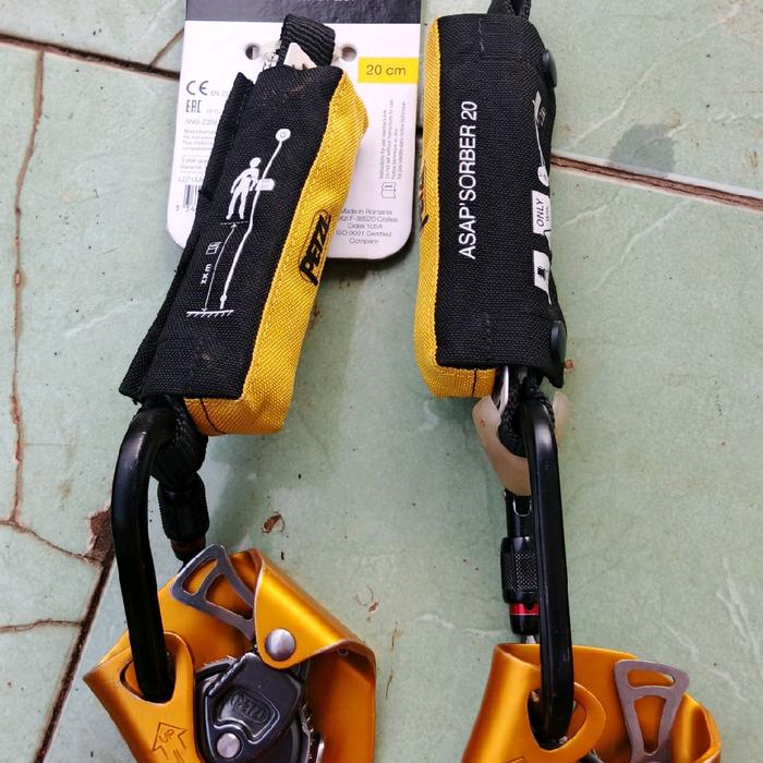 Fall Arester Set (ASAP, Carrabiner, dan Absorber) Merk Petzl