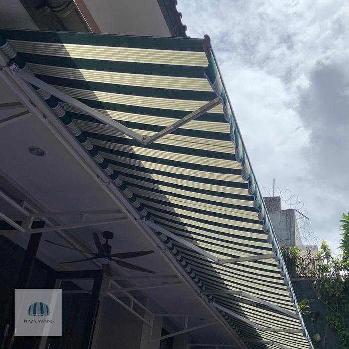 Pasang awning gulung Jakarta, kanopi lipat teras minimalis, distributor awning Jakarta, tenda gulung