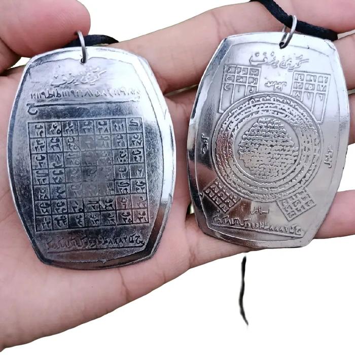 kalung stainless kunci rezeki ( pintu rezeki)