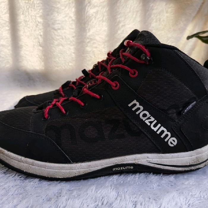 Sepatu Outdoor Mazume second size 43