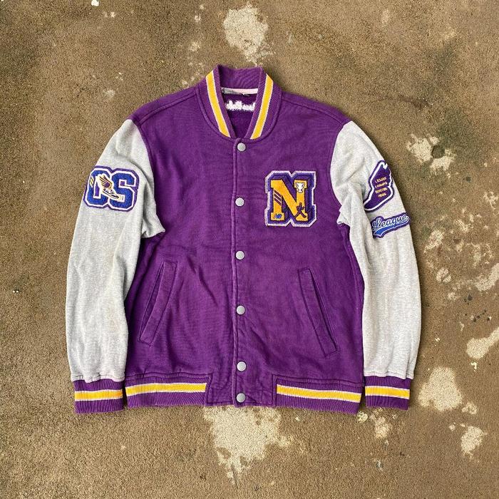JAKET VARSITY NB ORIGINAL