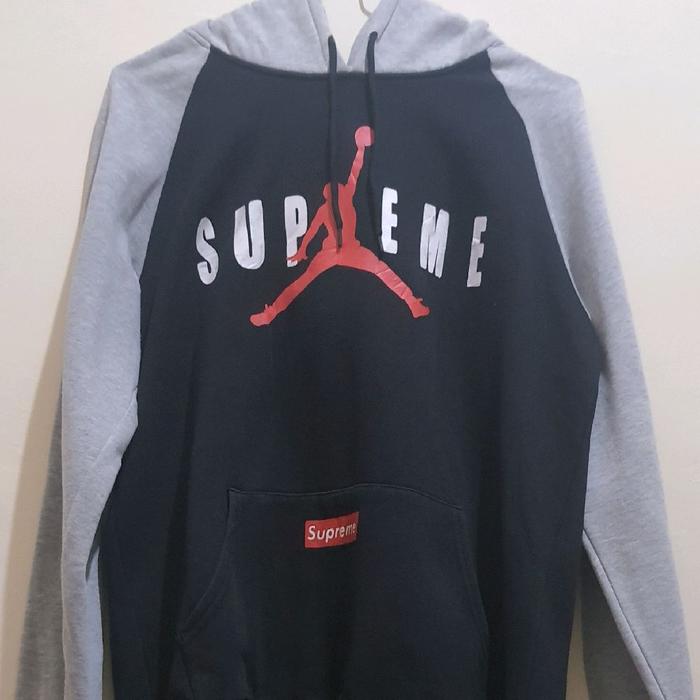Hoodie jordan x supreme warna abu + hitam second