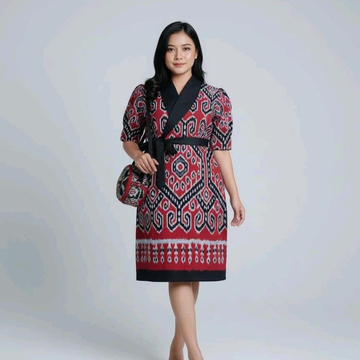 dres tenun Jepara model Jelita tenun