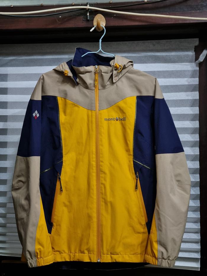 Jaket Montbell Goretex Ukuran M