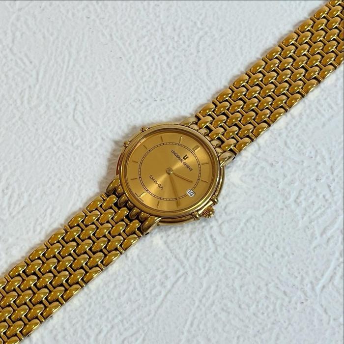 Universal Geneve Quartz Watch