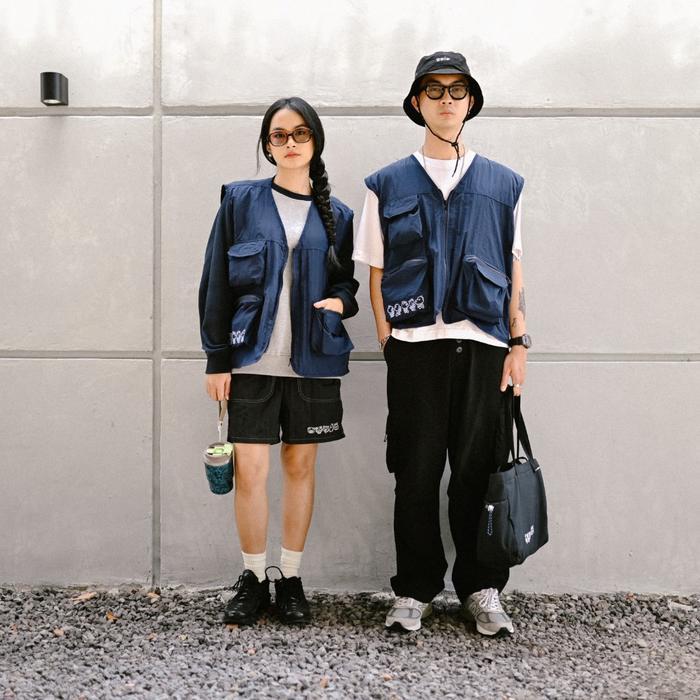 CRSL Tuto Vest I Vest Casual I Rompi I Jacket I Atasan I Uni Outer Basic Pria Hitam Formal