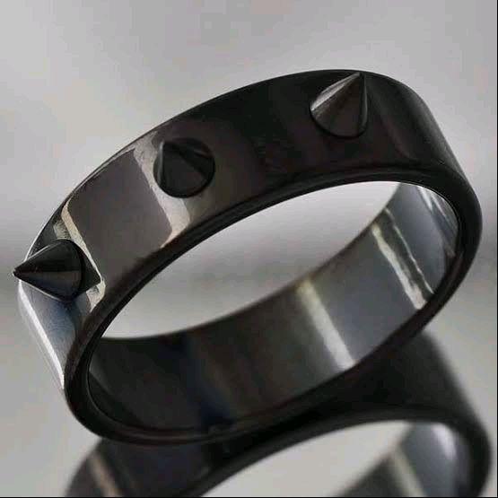 Cincin Berduri Hitam Anti Karat - Cincin Duri Hitam dengan Desain Unik dan Fitur Anti Karat Rings