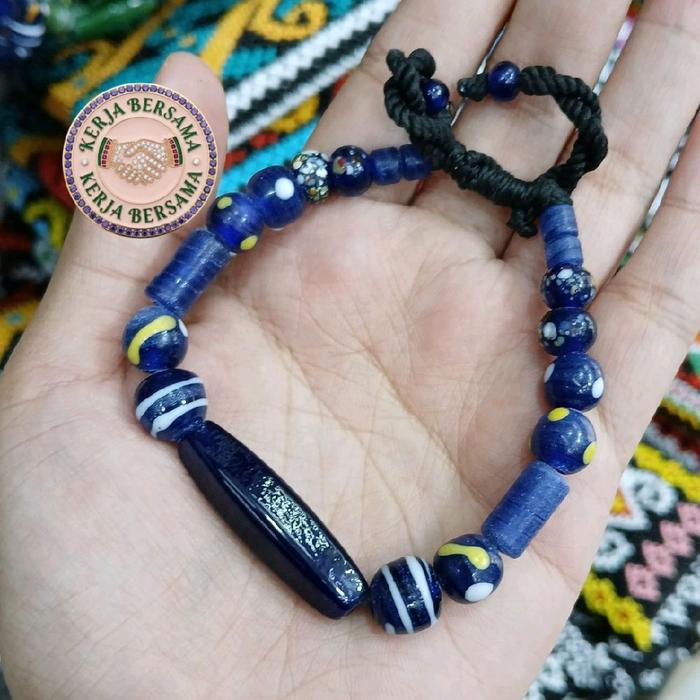 Gelang lamiang manik dayak
