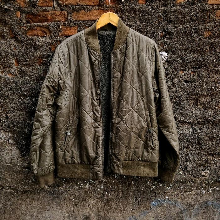 Quilted jacket sherpa gu green military not stussy uniqlo gap zara