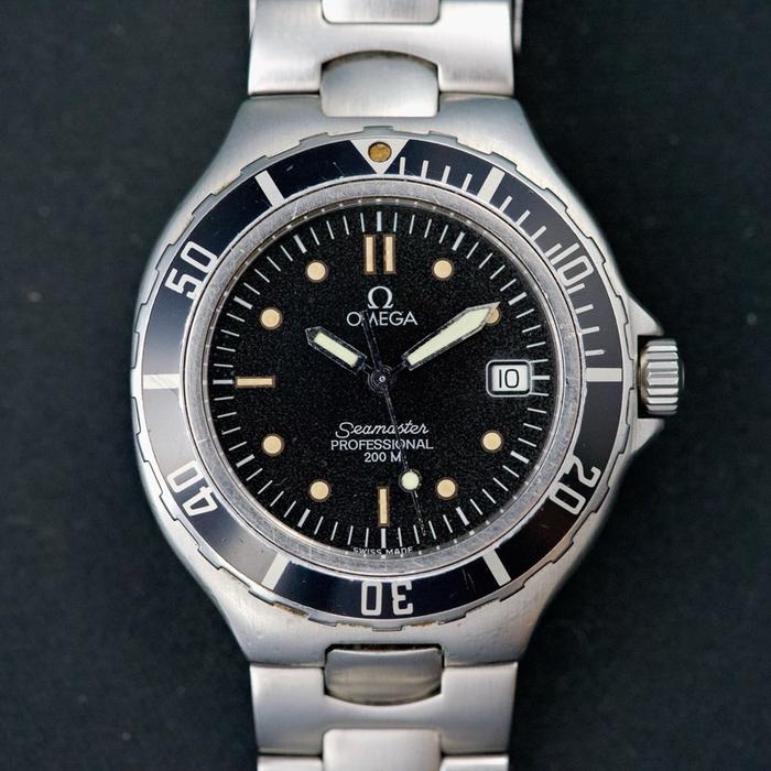 Jam Omega Seamaster 200 Pre Bond Quartz Watch