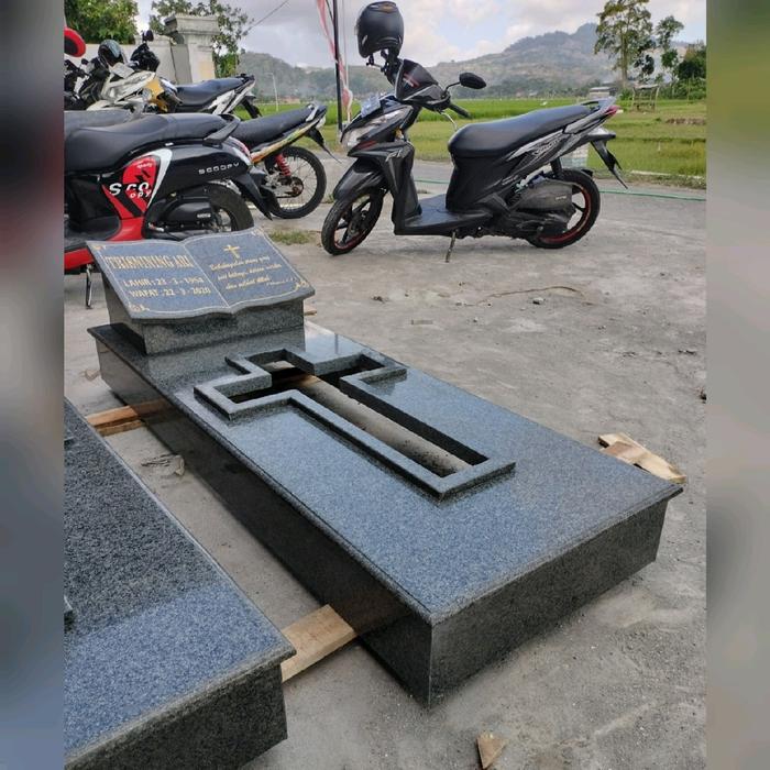 Kijing Makam Kristen Nisan Model Buku Granit Impala Bintik Putih Asli Batu Alam Kwalitas Terbaik ( b