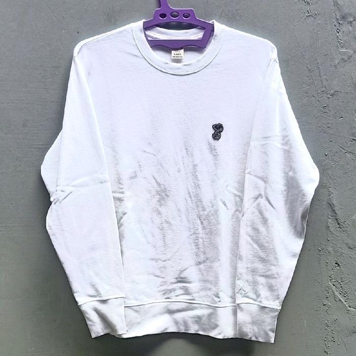 Crewneck Sweater UNIQLO Collabs KAWS X PEANUTS | Snoopy | Putih | Bekas Second Preloved Thrift