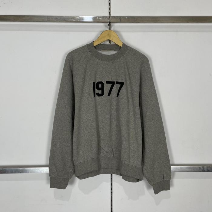 Crewneck Essentials Second Original