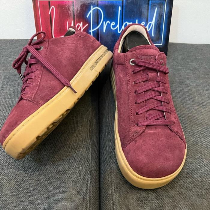 Sepatu second like new Birkenstock Bend maroon suede