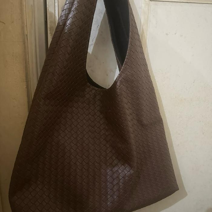 Preloved Tas limited studio
