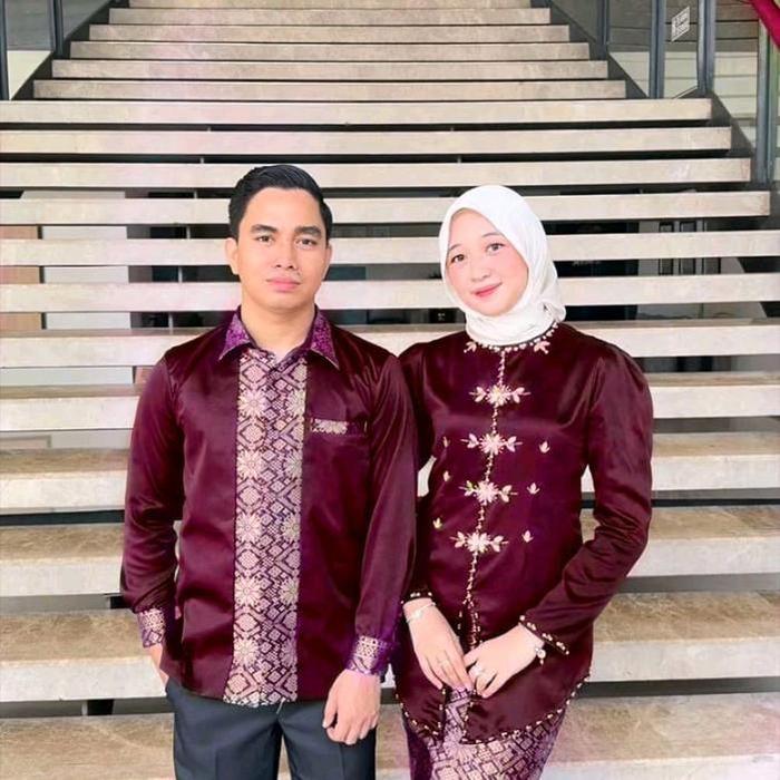 Debatik - Setelan Kebaya Couple ALANA Polos Baju Pasangan Wanita Sarimbit Dewasa Atasan Katun Kondan