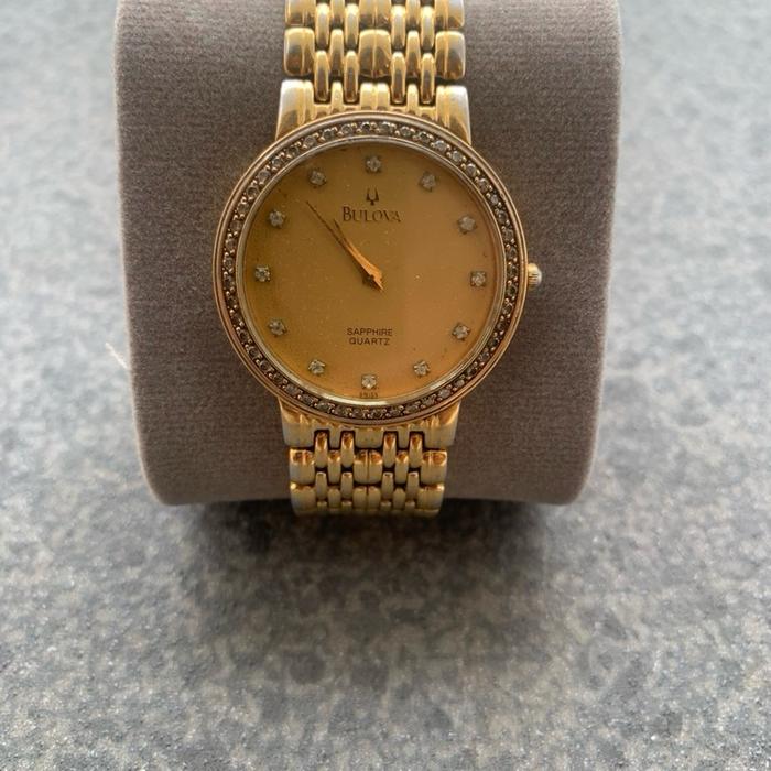 Jam tangan BULOVA SAPHIRE QUARTZ GOLD PLATED 23K DRESSWATCH VINTAGE