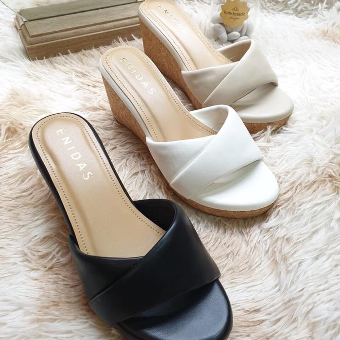 ENIDAS SENDAL WEDGES 2005 Sandal Wanita